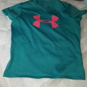 Under Armour t-shirt